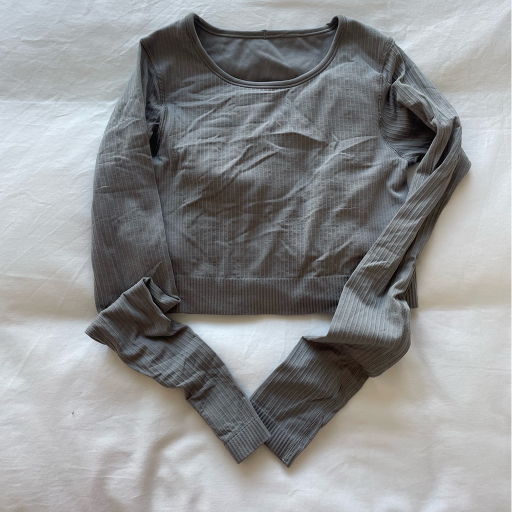 Lululemon Ebb to Street Long Sleeve Crop Top - Grey